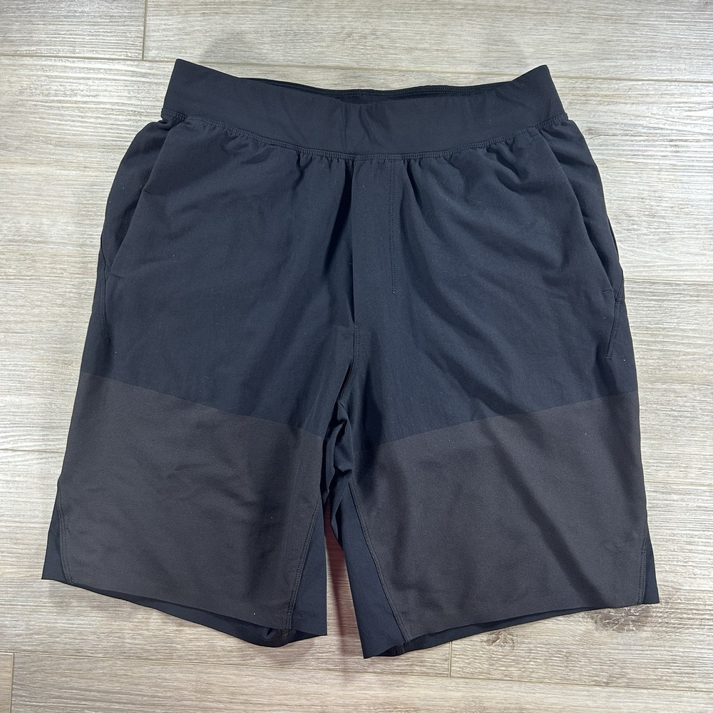 Lululemon Men Small Grind Down 9" Shorts Performance Colorblock Athletic